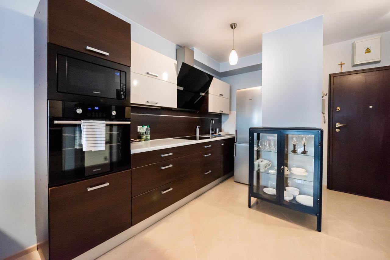 Wola Pleasure Place Apartment Warsaw Exterior photo