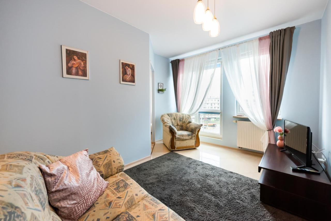 Wola Pleasure Place Apartment Warsaw Exterior photo