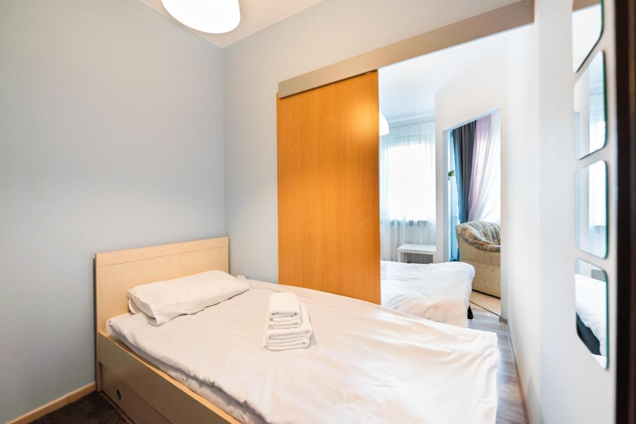 Wola Pleasure Place Apartment Warsaw Exterior photo